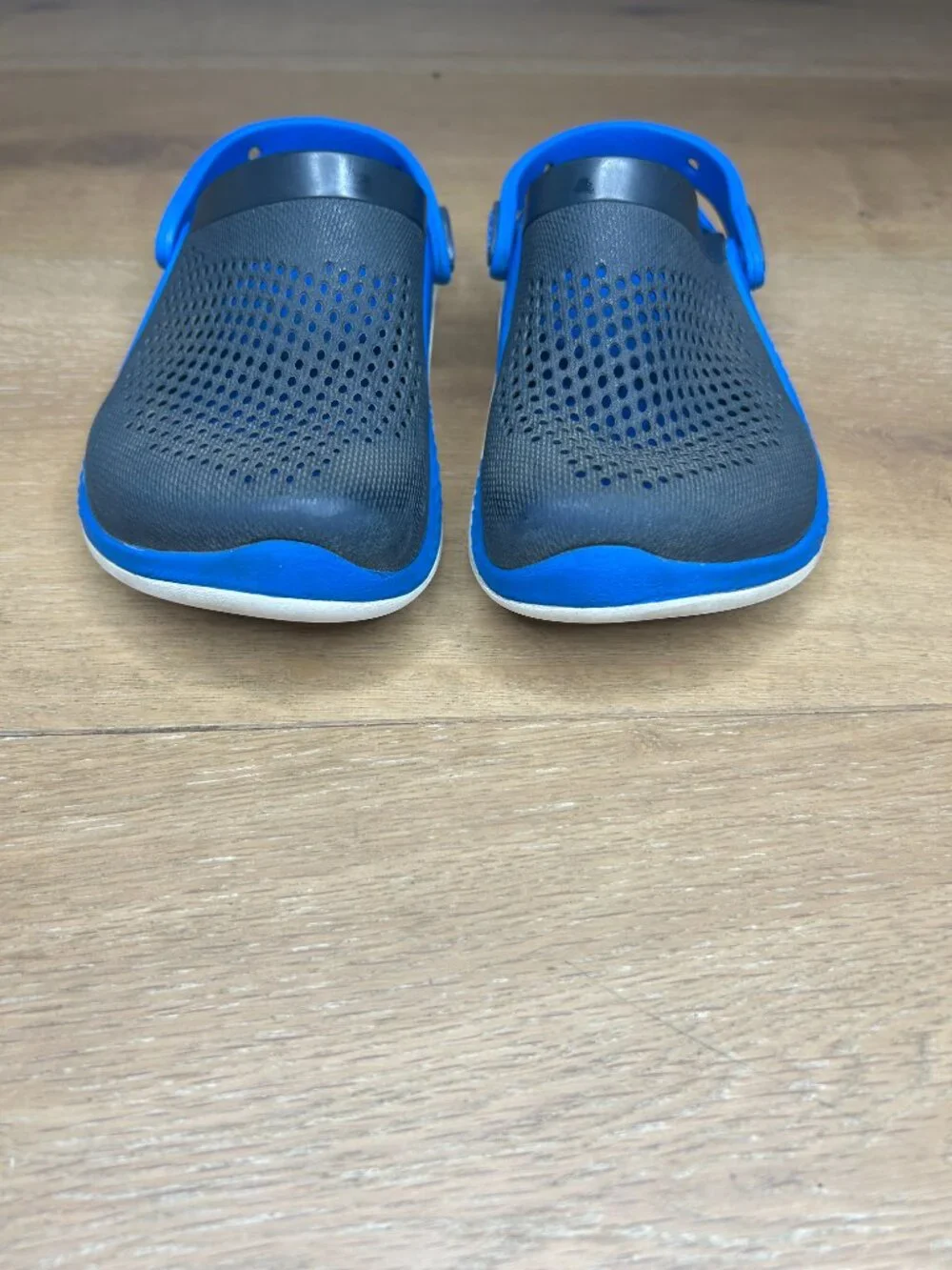 Crocs LiteRide Kids Clogs Navy / Bright Cobalt Size J2